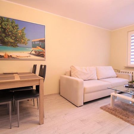 Apartament Gdynia Kazart.Pl 3 Centrum Apartment Luaran gambar